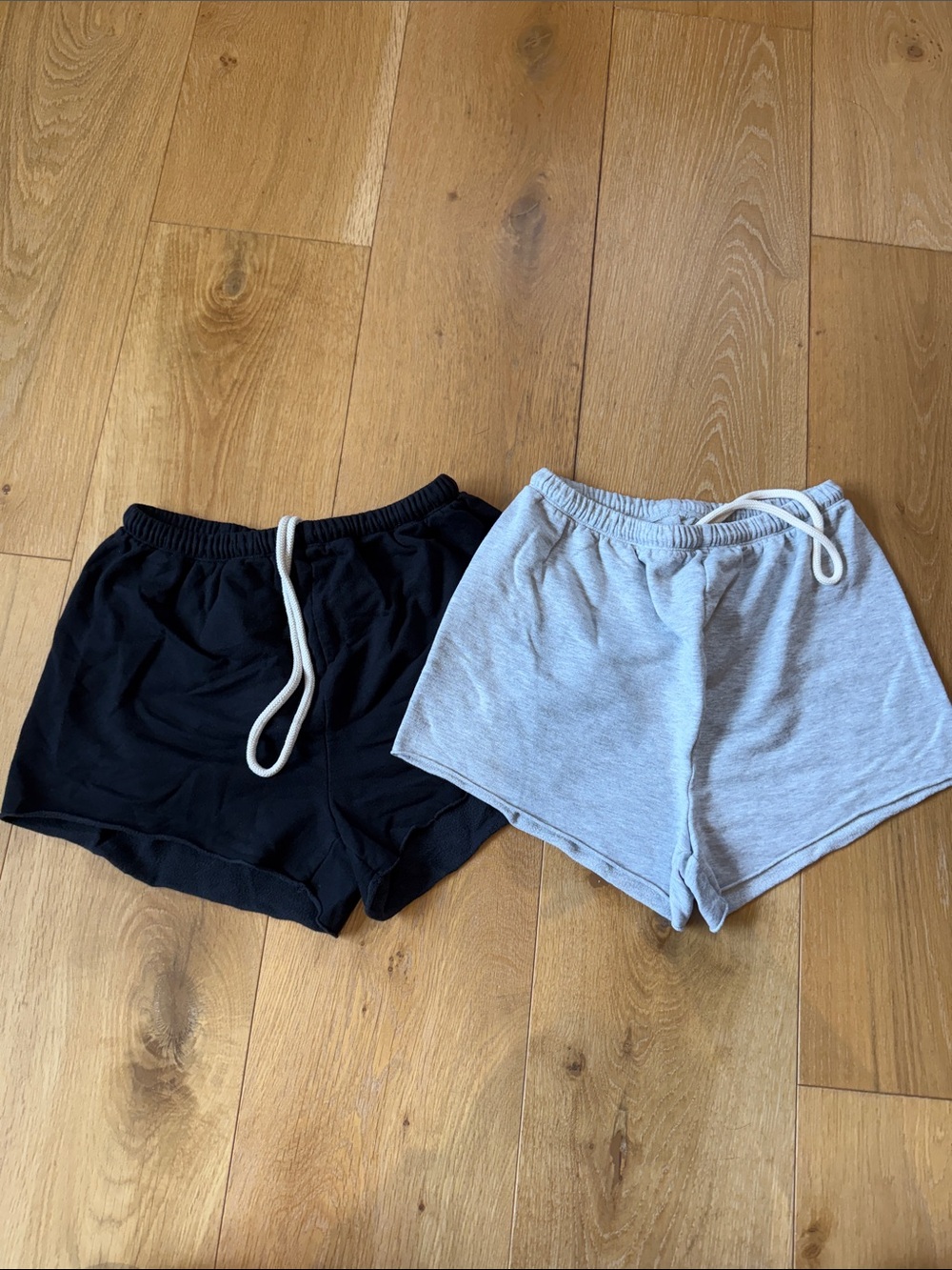Aerie Women's Drawstring Lounge Shorts - Black & Light Gray